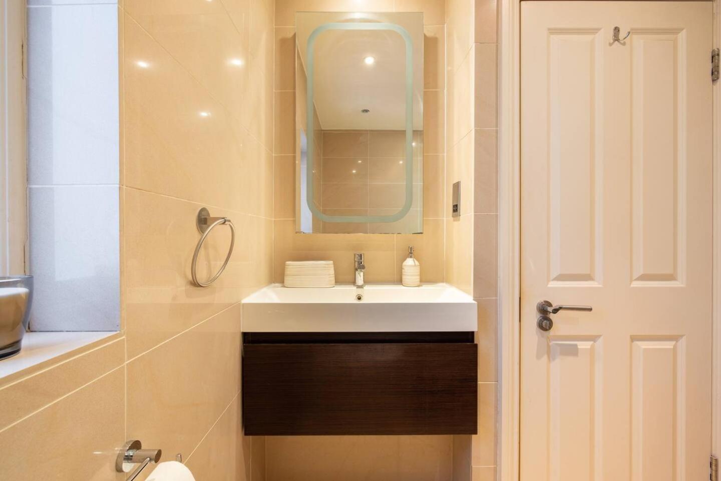 Appartamento Niru Experience Huge Private Terrace Londra