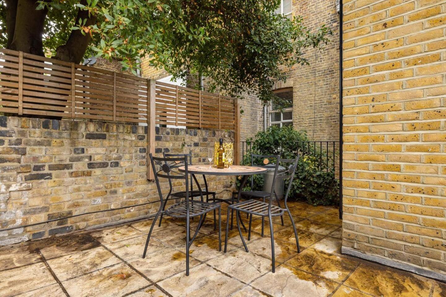 Niru Experience Huge Private Terrace Londra